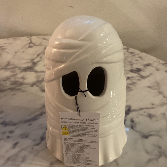 Light up Ghost mummy figurine - Picture 2 of 3